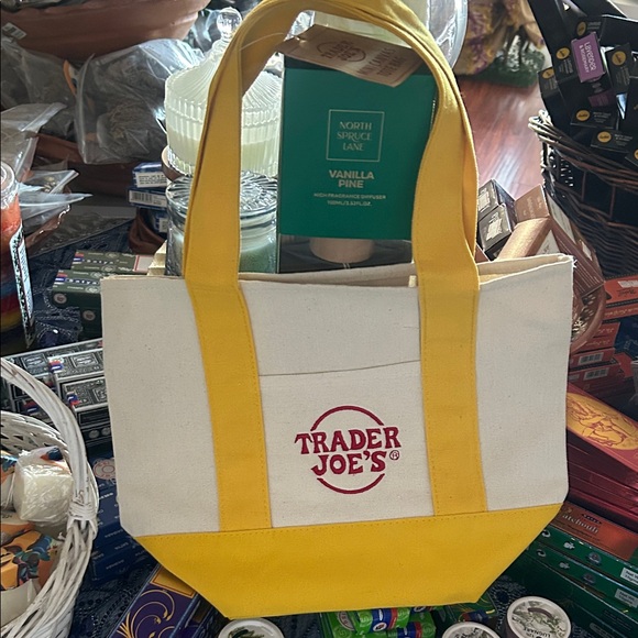 Handbags - Yellow and White Tote Bag